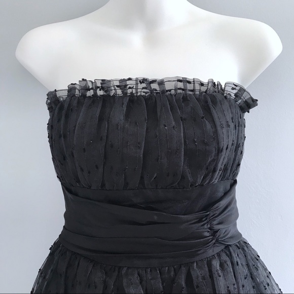 Betsy Johnson Black Strapless Formal Dress • 2 - Picture 2 of 6
